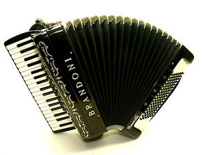 Akkordeon , Brandoni , 96 Bass, Musette