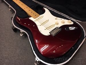 Fender: American Standard Stratocaster -Bordeaux Metallic/Maple- 2014 USED