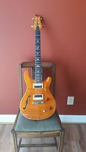 Paul Reed Smith SE Custom SemiHo