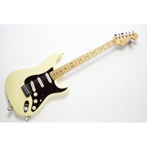 FenderAMERICAN CLASSIC ST FREESHIPPING from JAPAN