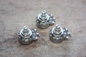 1955 1956 Fender Stratocaster guitar pots