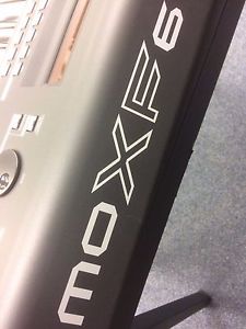 YAMAHA MOXF6 Music Production Synthesizer, Boxed inc: Manual & cd rom