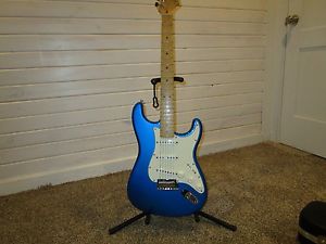 fender stratocaster chrome blue