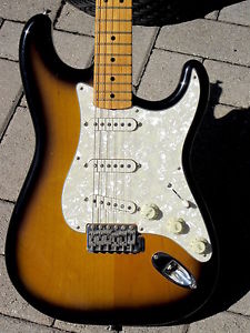 1986 Fender Stratocaster '57 Reissue early production !