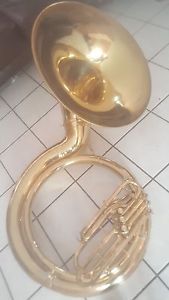 sousaphone king 2350  very good condition,professional sound,few scratches,tuba