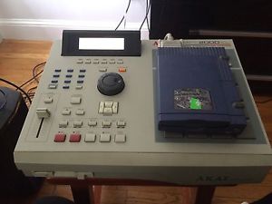 MPC 2000XL w/ 8 Outs and SCSI drive