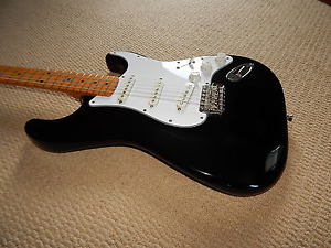 Fender Stratocaster MIJ 1988 Strat Blackie Seymour Duncans Tweed Case