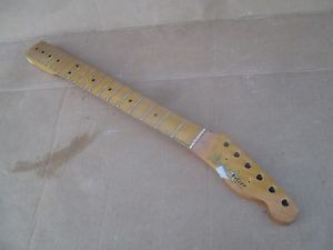 1982 FENDER BULLET Telly MAPLE NECK - made in USA - THIN PROFILE