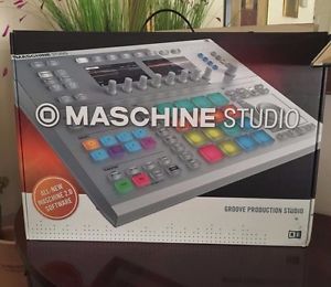 Native Instruments Maschine Studio Workstation White Controller