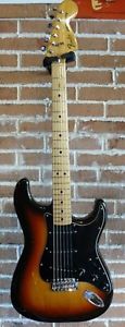 Magnifique guitare électrique Fender Stratocaster Sunburst 1981 Super Son !