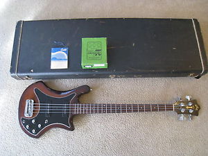 1979 GUILD B-302 SB WITH HARD CASE