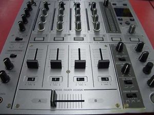 PIONEER DJM-700