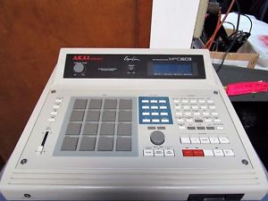 Akai MPC 60 II