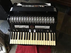La Burdina Electric Artista Accordion with Footpedal