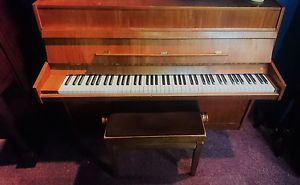Eavestaff Modern compact upright piano