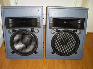 VINTAGE PEAVEY HV 1280 FULL RANGE TWO WAY ENCLOSURE DESIGN SPEAKER