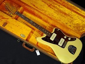 Fender USA American Vintage 62 Jazzmaster White w/hard case F/S Guiter #X1313