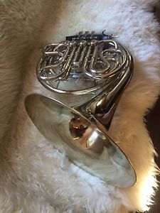 Holton H-175 Merker Matic French Horn with Case