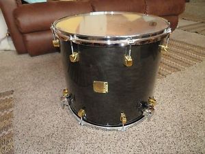 18 x 16.5 inch black gloss yamaha maple custom RARE floor tom drum