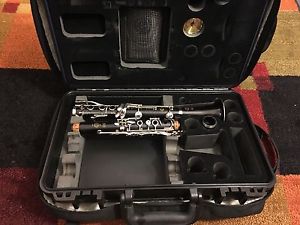 Selmer Series 10 Clarinet in A, Lomax HummidiPro Double Case