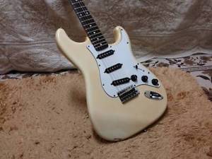 Fender JV serial ST72 Strat Used  w/ Gigbag
