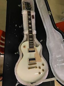 2012 Gibson Les Paul Traditional Pro II Alpine White Serial # 122520612