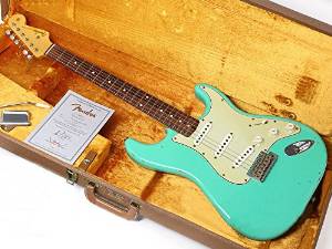 FENDER CUSTOM SHOP 2001 '60 STRATOCASTER RELIC SEE FOAM GREEN