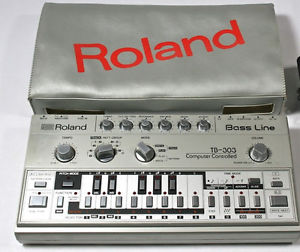 Roland TB-303 Bass Line & Original Carrying Case!