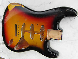 USA Fender Stratocaster body custom shop 1969, alder sunburst Strat relic CS