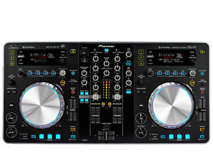 Pioneer XDJ-R1 Dj Mixer