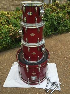 Yamaha Beech Custom 4 piece drum set kit excellent