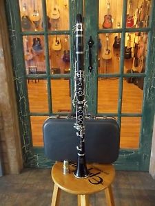 Vintage 1961 Selmer Paris Series 9  Bb Clarinet w/ Selmer Vanguard Case