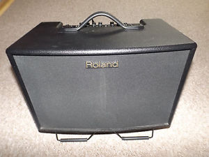 Roland AC 90 Stereo Akustikverstäker