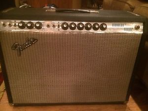 Vintage 1973 Silverface Fender Vibrolux Reverb