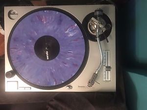 Technics 1200 MK2 + Shure M44-7 needle!!! Excellent condition.