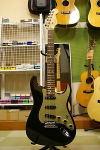 Fender USA American Deluxe Stratocaster -Montego Black- Mod w/hard case #M40