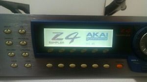 Used! AKAI Z4 V1.45 272M HD80G Sampling Rack Unit Proffesional Sampler AC100V