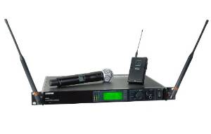 Shure UR124S+/SM58 Combo Wireless System (SM58 and Bodypack, X1 Band)