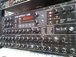 DAVE SMITH INSTRUMENTS - PROPHET 08 MODULE PE
