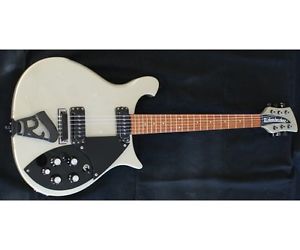 Rickenbacker 610 -  Vintage 1989, RARE COLOUR WAY