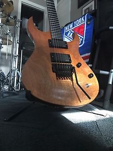 Washburn HM WM526 Electric Guita
