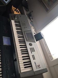 Korg Trinity Keyboard Synthesize