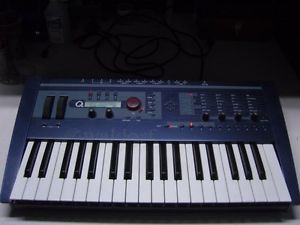 Waldorf Micro Q Synthesizer - Keyboard