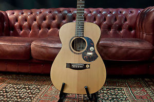 Maton SRS808 Solid Road Series with original hardcase