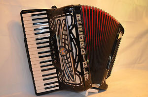 Accordiola  Super Carmen 4 Chörig Musette Typo a Mano  #087