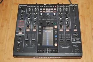 Pioneer DJM-2000 NEXUS 4 channel PRO DJ Mixer L@@@@K!!!