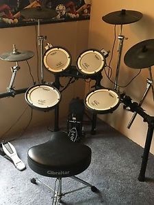 Roland TD4 Drum Set