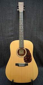 Martin 16 DGT Acoustic Guitar hr