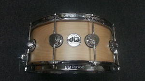 DW Drum Workshop Collectors Series 1-ply Solid Maple  6.5x14 Natural Snare Drum