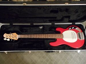 Music Man StingRay 5 150HC1003 E